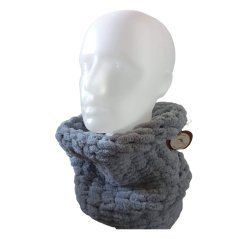 Nákrčník ručně pletený