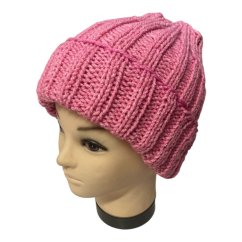 Čepice ručně pletená