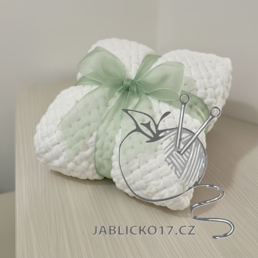 Deka ručně pletená na jednolůžko bílá Deka ručně pletená na jednolůžko bílá