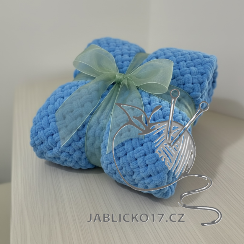 Deka ručně pletená na jednolůžko modrá