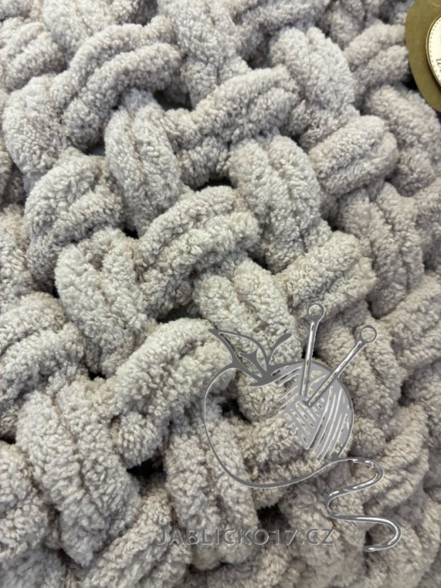 Deka ručně pletená na jednolůžko