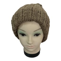 Čepice ručně pletená hnědá