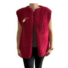 Ručně pletená vesta