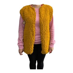 Ručně pletená vesta