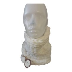 Nákrčník ručně pletený