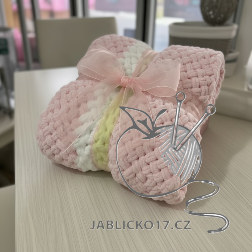 Deka ručně pletená na jednolůžko růžová s bílou