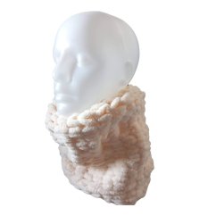 Nákrčník ručně pletený