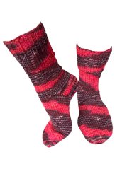 Ručně pletené ponožky na míru žíhaná červená