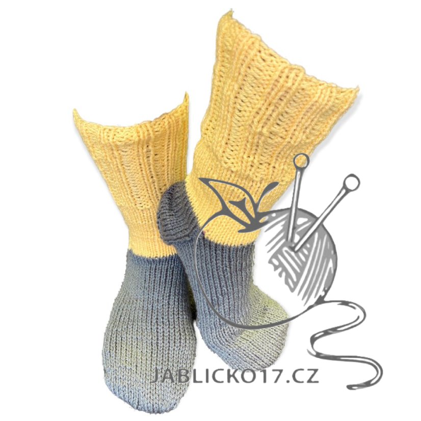 Ručně pletené ponožky na míru