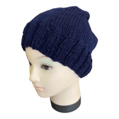 Čepice ručně pletená