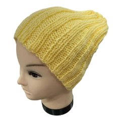 Čepice ručně pletená