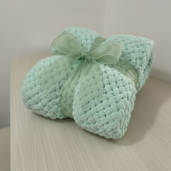 Deka ručně pletená na jednolůžko mint