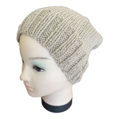 Čepice ručně pletená třpytka