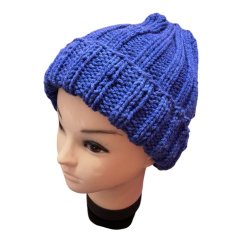 Čepice ručně pletená