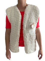 Ručně pletená vesta