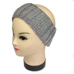 Čelenka ručně pletená