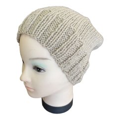 Čepice ručně pletená