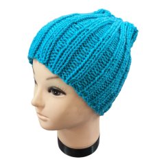 Čepice ručně pletená