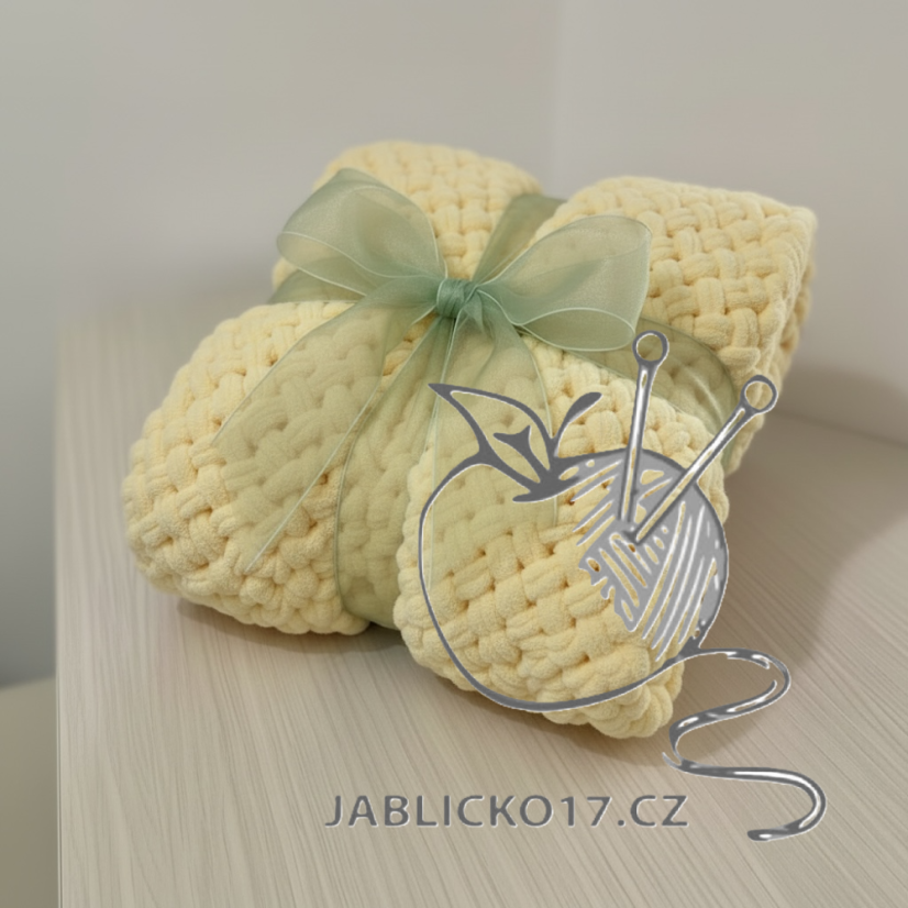 Deka ručně pletená na jednolůžko světlounce žlutá Deka ručně pletená na jednolůžko světlounce žlutá