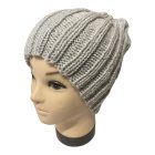 Čepice ručně pletené